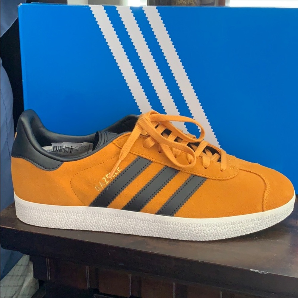 Brand New Gazelle mustard/black